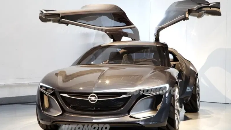 Opel OnStar: dalla Monza all'Astra. Il "concierge" di bordo diventa realt&agrave;