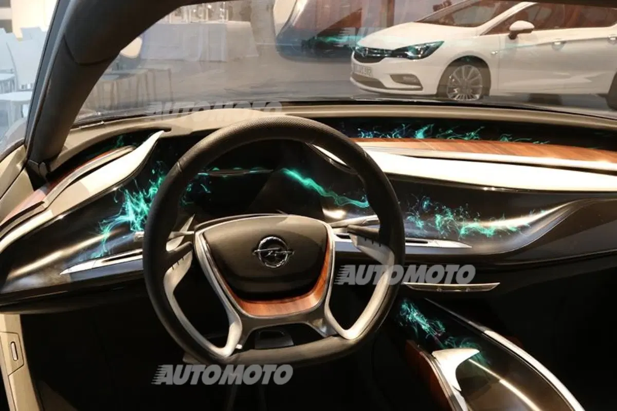 Opel OnStar: dalla Monza all'Astra. Il "concierge" di bordo diventa realtà (9)