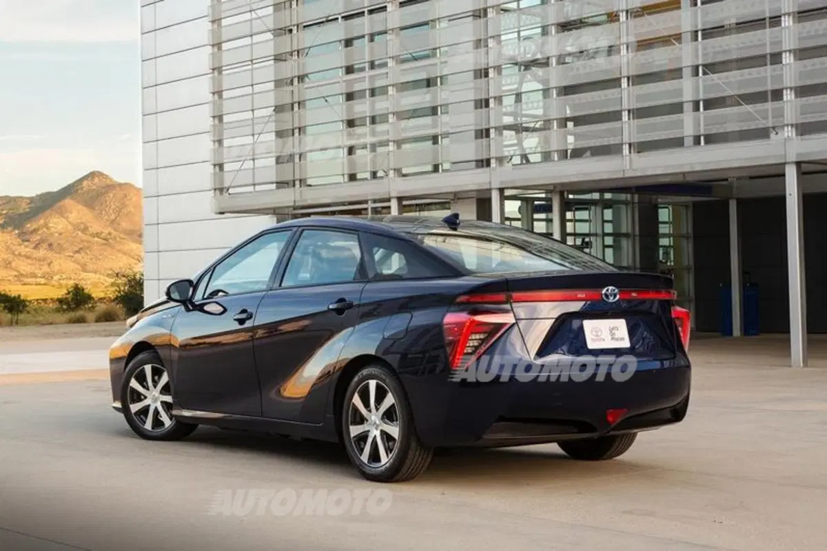 Toyota sogna un mondo a emissioni zero nel 2050 (2)