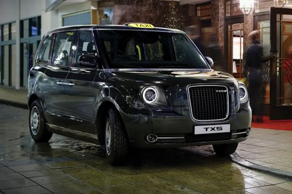 Taxi di Londra: ecco il TX5, sarà plug-in (2)