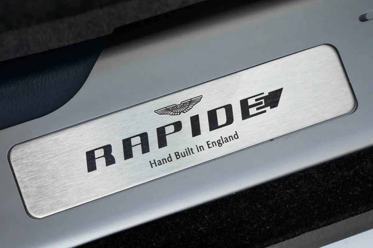 Aston Martin RapidE Concept: elettrica di classe