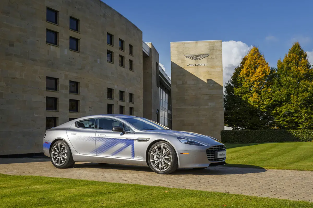 Aston Martin RapidE Concept: elettrica di classe (12)