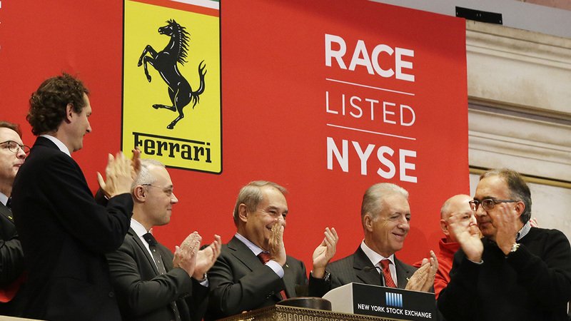 Ferrari: approvato lo scorporo. Debutto alla Borsa italiana il 4 gennaio