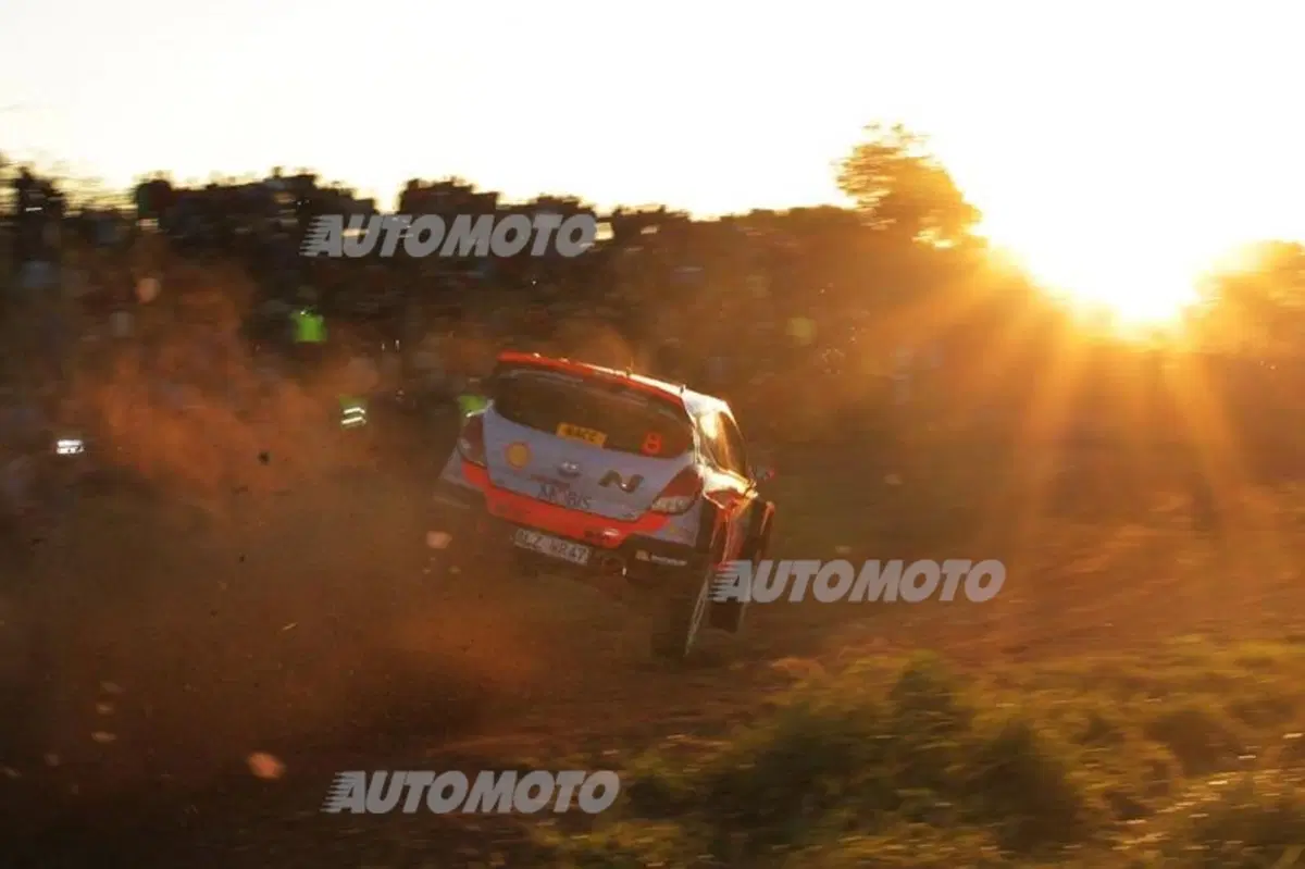 WRC Catalunya. Mille Motivi, ma è subito Ogier (VW Polo) (6)