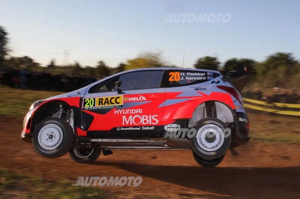 WRC Catalunya. Mille Motivi, ma è subito Ogier (VW Polo) (16)