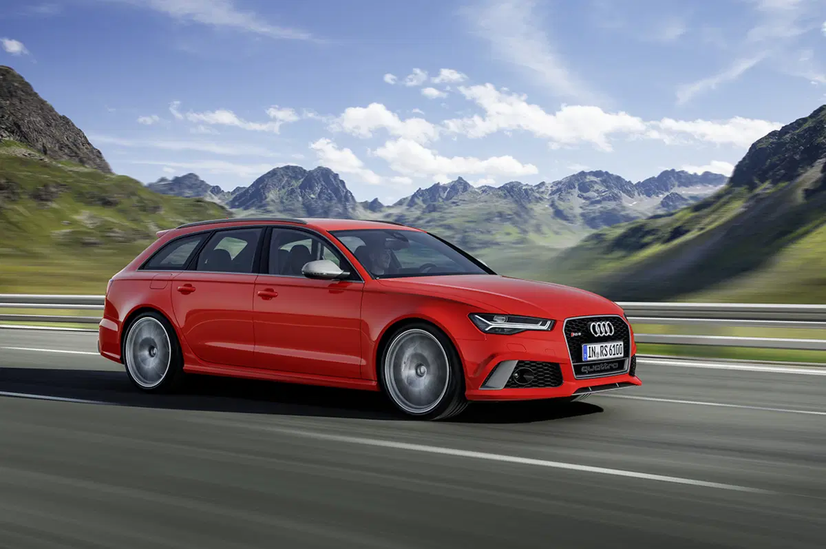 Nuova Audi RS6 Avant performance: la familiare da oltre 600 cavalli