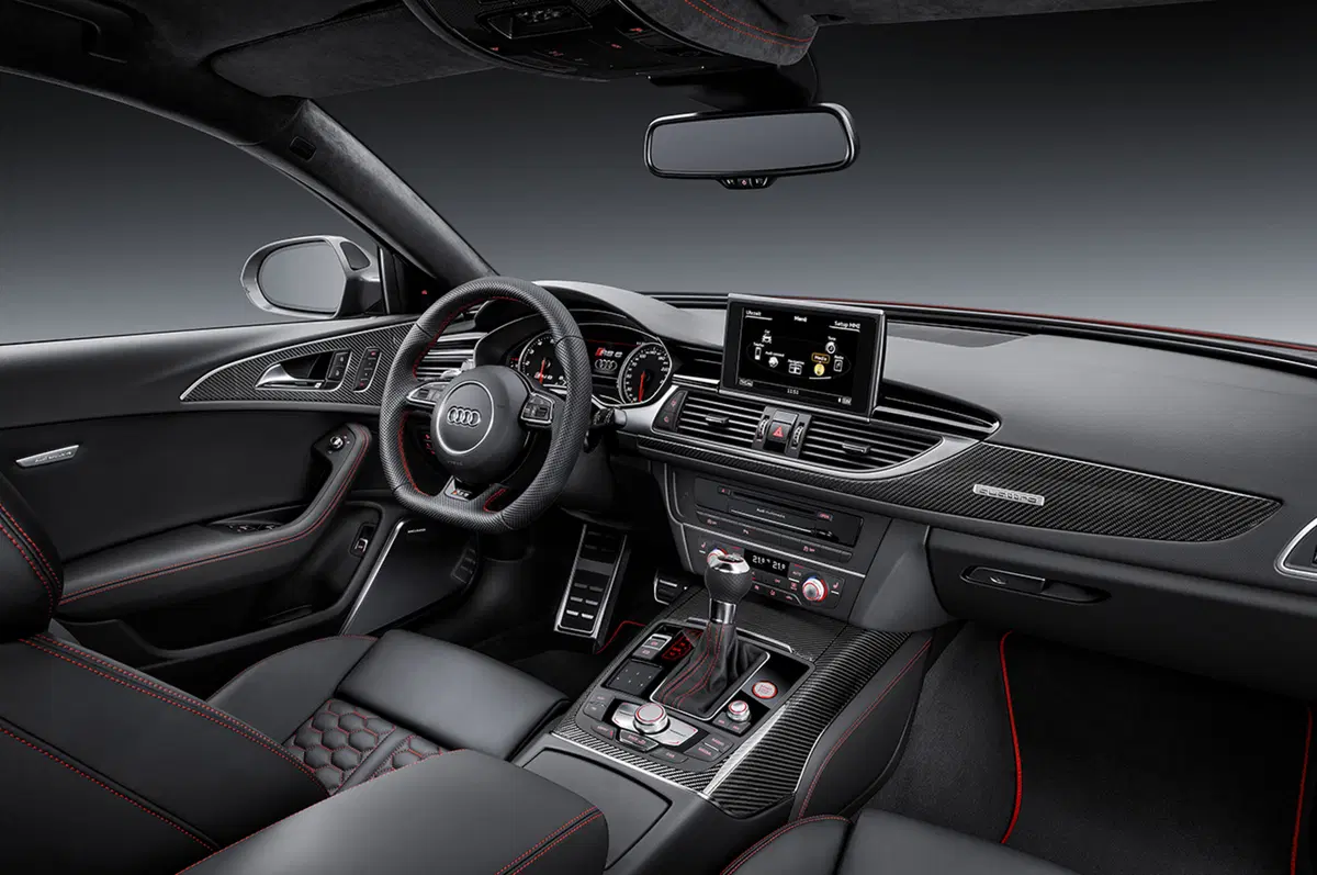 Nuova Audi RS6 Avant performance: la familiare da oltre 600 cavalli (5)