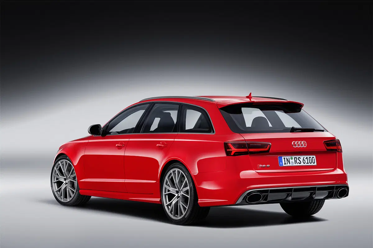 Nuova Audi RS6 Avant performance: la familiare da oltre 600 cavalli (15)