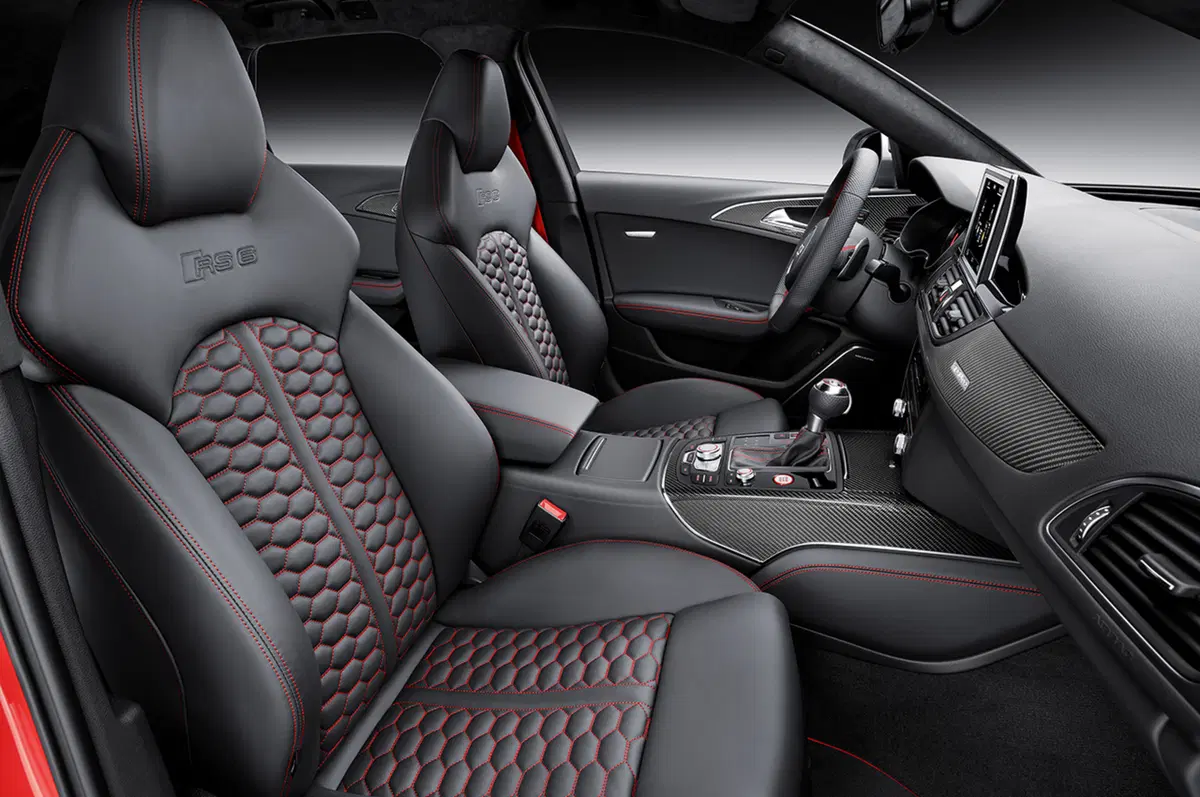 Nuova Audi RS6 Avant performance: la familiare da oltre 600 cavalli (20)