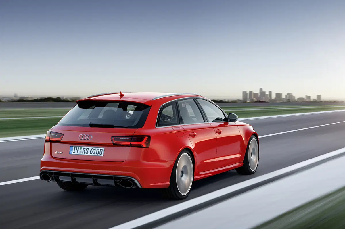 Nuova Audi RS6 Avant performance: la familiare da oltre 600 cavalli (25)