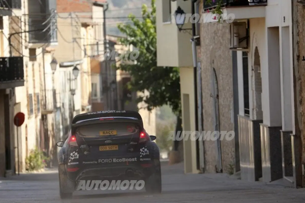 WRC Catalunya. Ci provano in tre, poi il sorpasso di Ogier (VW) (9)