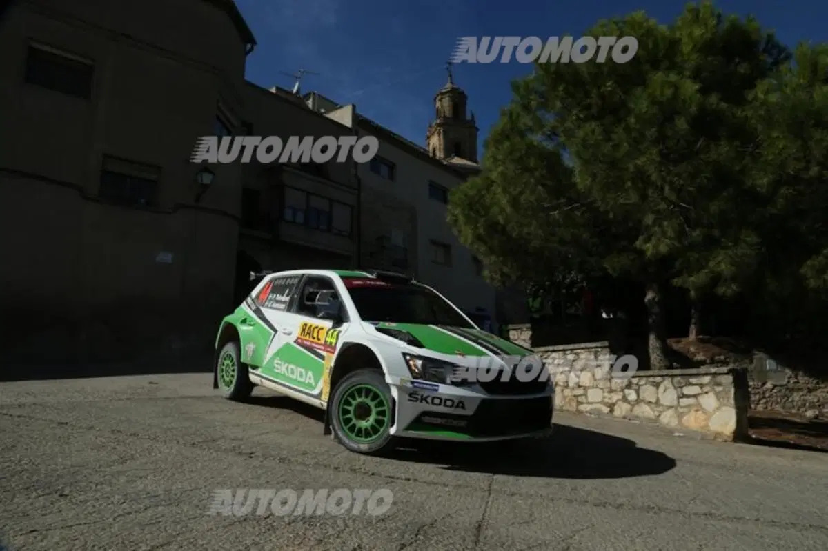 WRC Catalunya. Ci provano in tre, poi il sorpasso di Ogier (VW) (16)