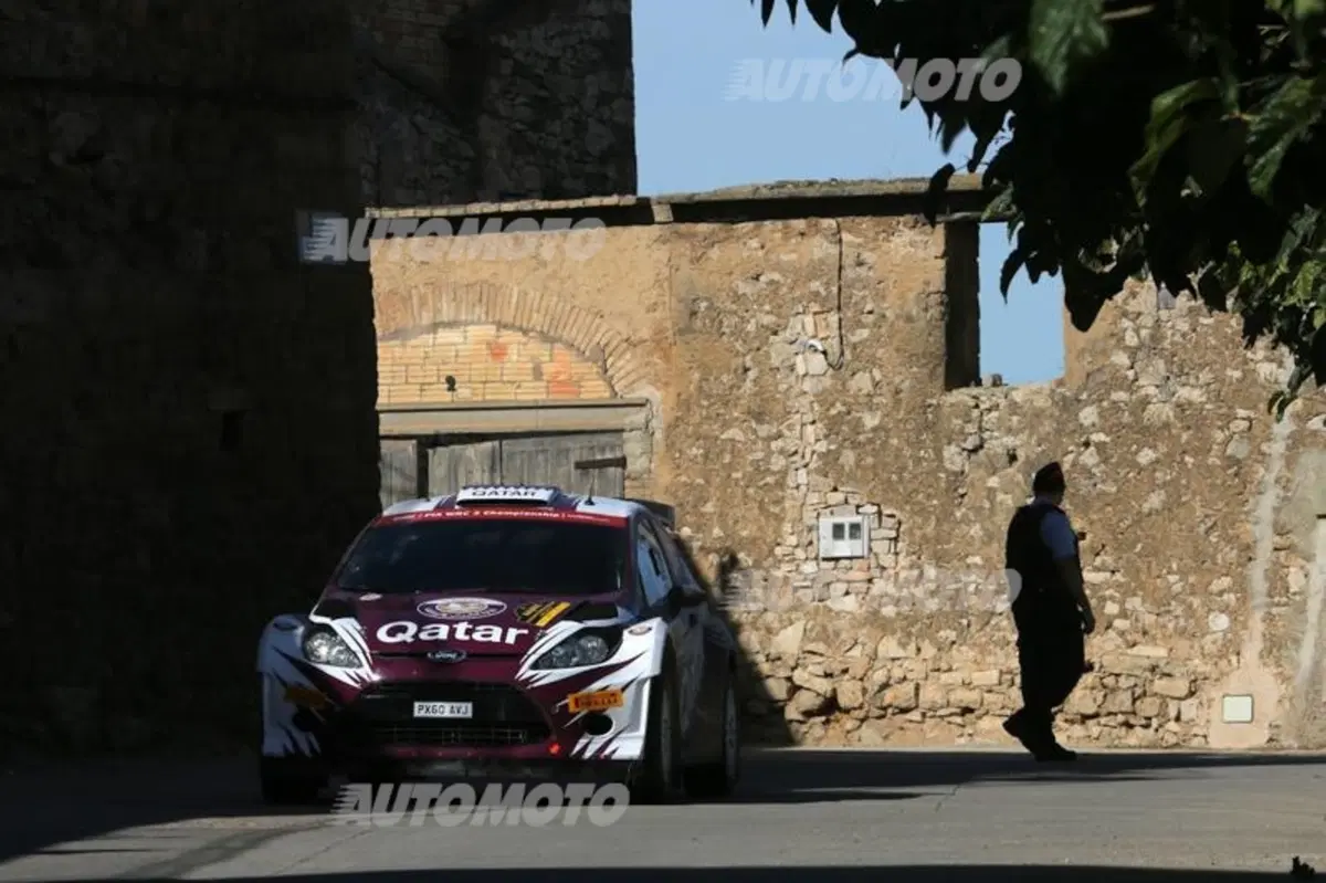 WRC Catalunya. Ci provano in tre, poi il sorpasso di Ogier (VW) (42)