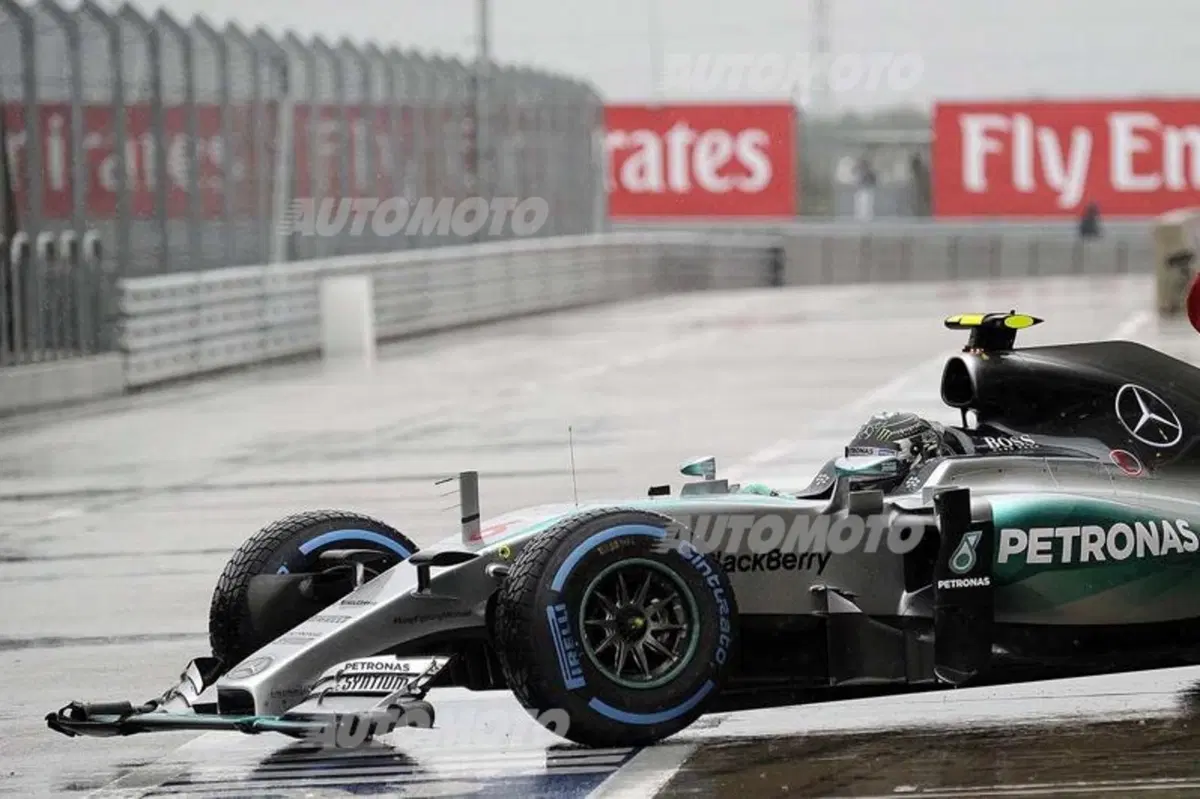 F1, Gp Stati Uniti 2015: qualifiche rimandate a domani causa maltempo (11)