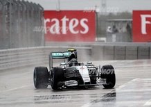 F1, Gp Stati Uniti 2015: Q3 annullata, pole per Rosberg sotto la pioggia