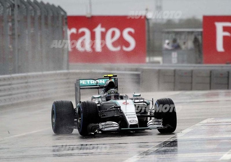 F1, Gp Stati Uniti 2015: Q3 annullata, pole per Rosberg sotto la pioggia