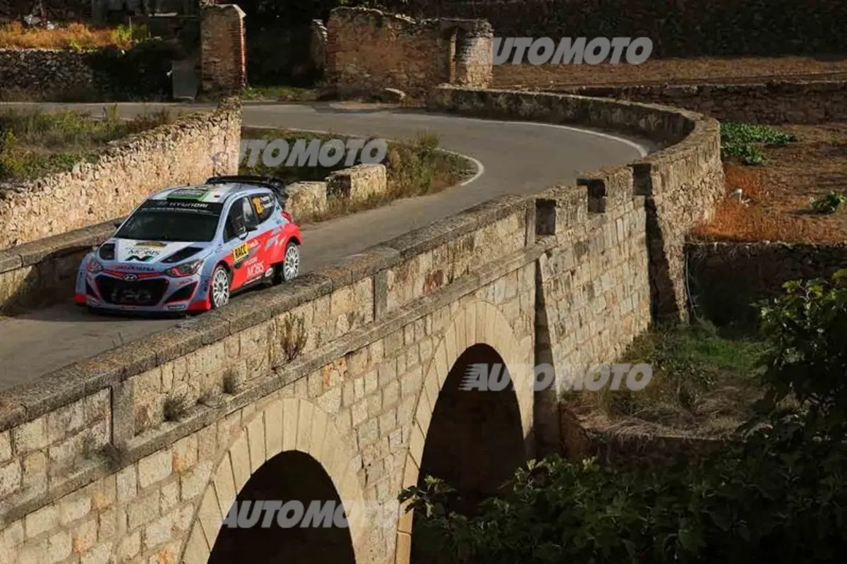 WRC Catalunya. Clamoroso! Fuori Ogier, vince Mikkelsen (VW Polo R) (23)