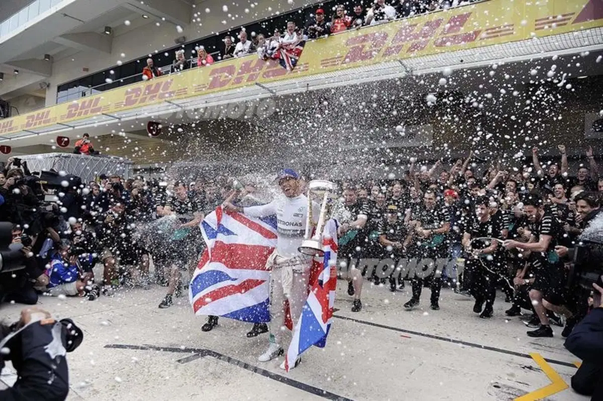 F1, Gp Stati Uniti 2015: Hamilton vince ed è tre volte campione del mondo (63)