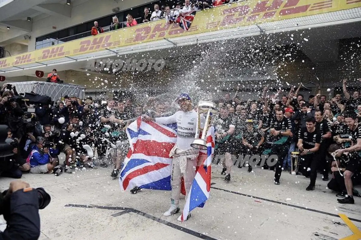 F1, Gp Stati Uniti 2015: Hamilton vince ed è tre volte campione del mondo (64)