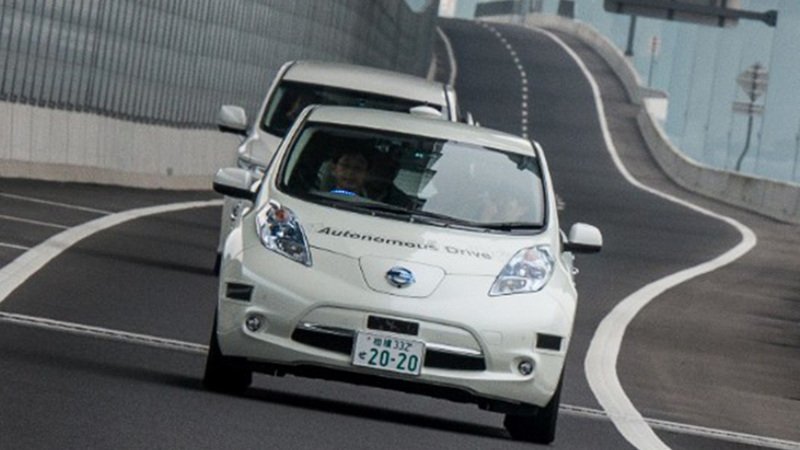 Nissan Leaf Piloted Drive 1.0: la guida autonoma si fa sempre pi&ugrave; vicina