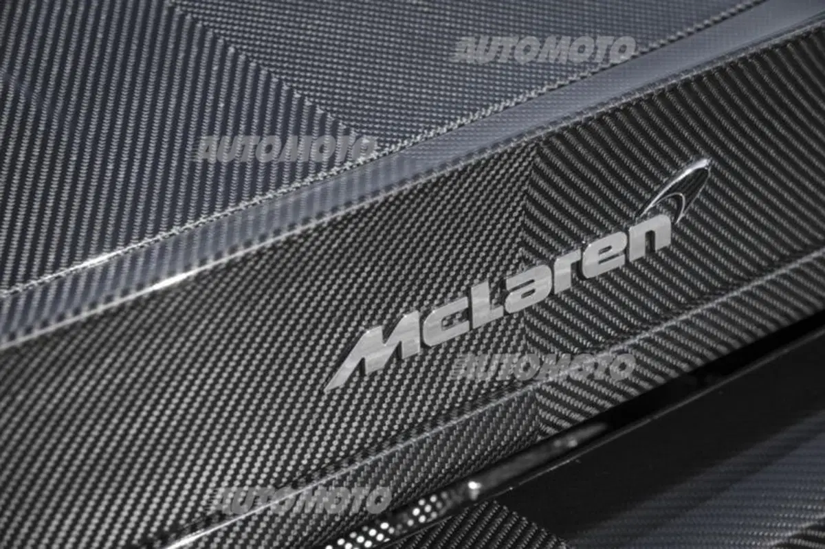 McLaren 570S (2)