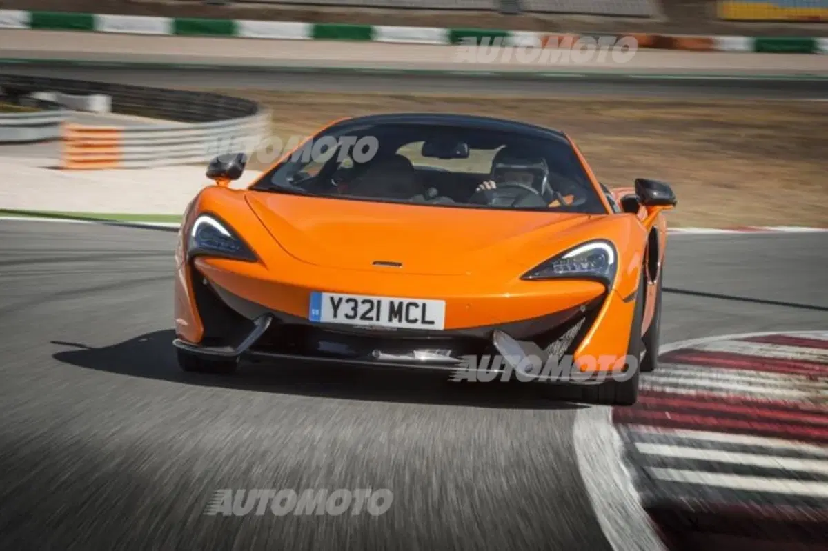 McLaren 570S (30)