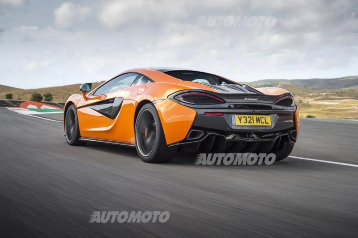 McLaren 570S (64)