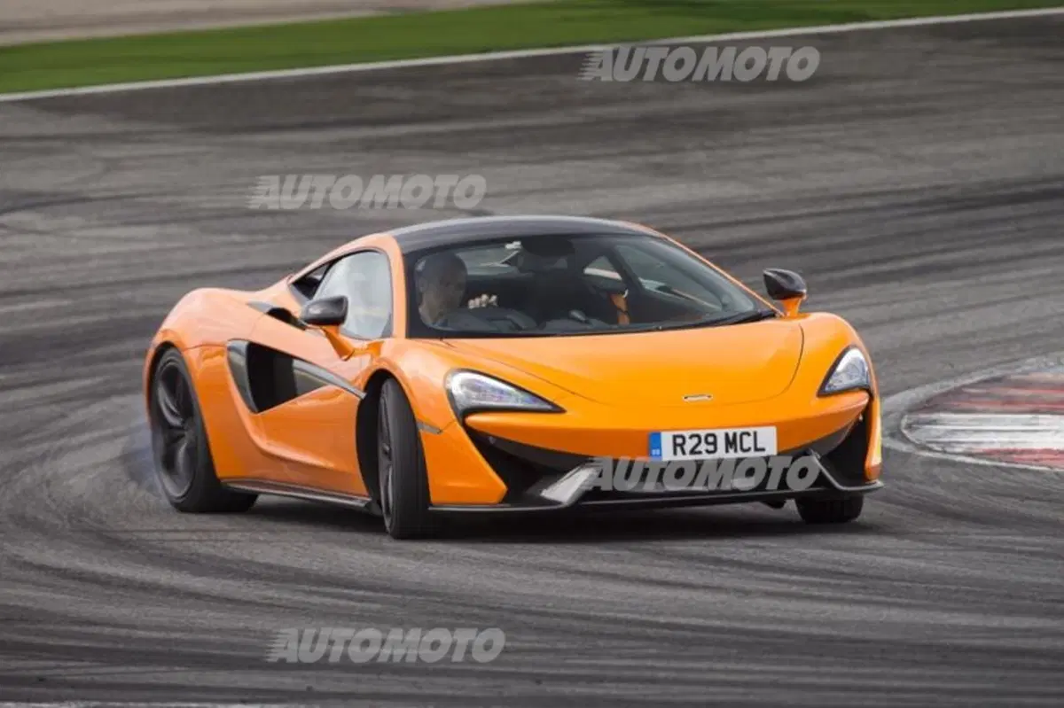 McLaren 570S (66)