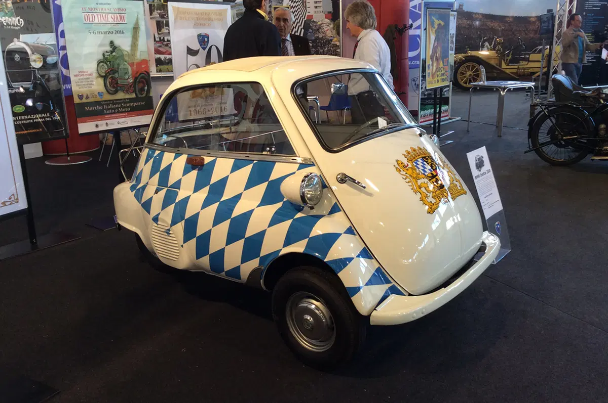 Auto e Moto d’Epoca 2015: dalle supercar ai cult. Ecco i prezzi delle auto più belle [Video] (9)