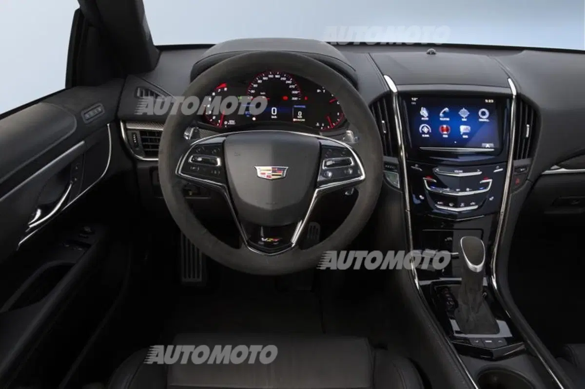 Cadillac ATS-V e CTS-V: dal salotto alla pista (7)