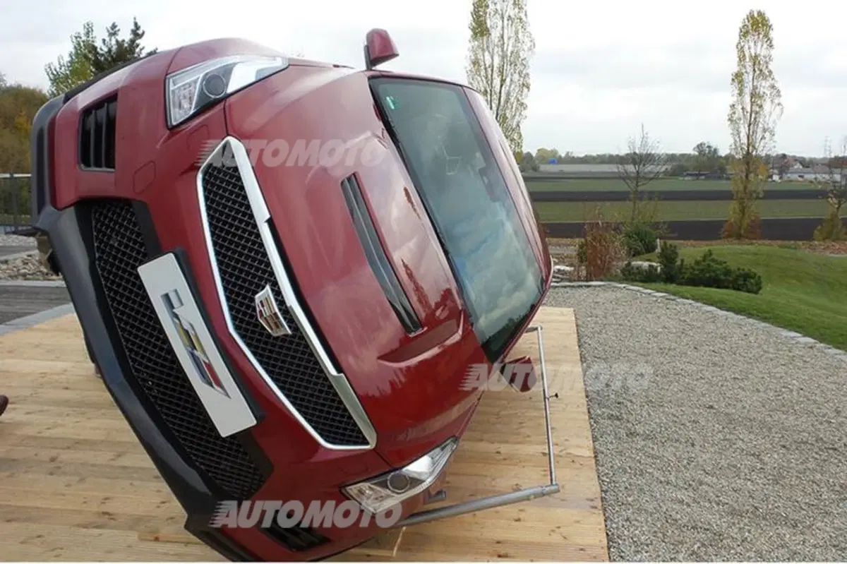 Cadillac ATS-V e CTS-V: dal salotto alla pista (30)