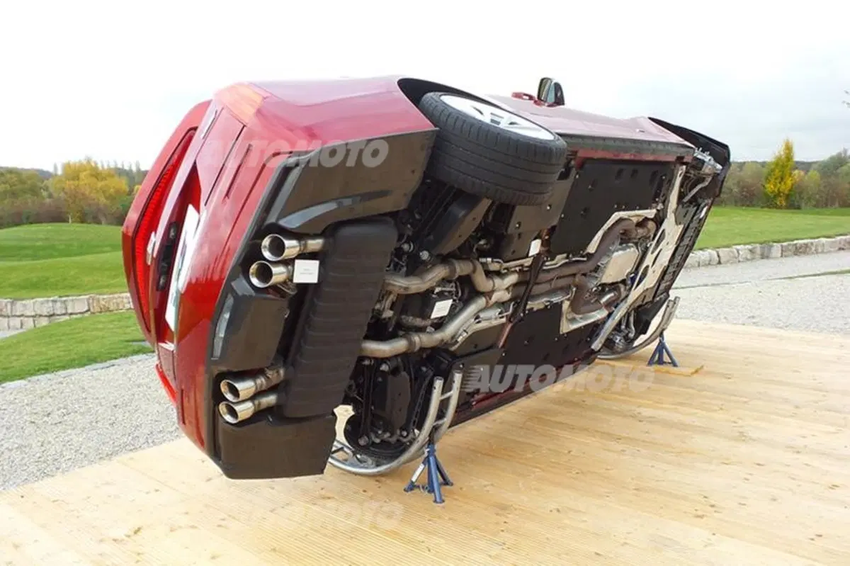 Cadillac ATS-V e CTS-V: dal salotto alla pista (31)