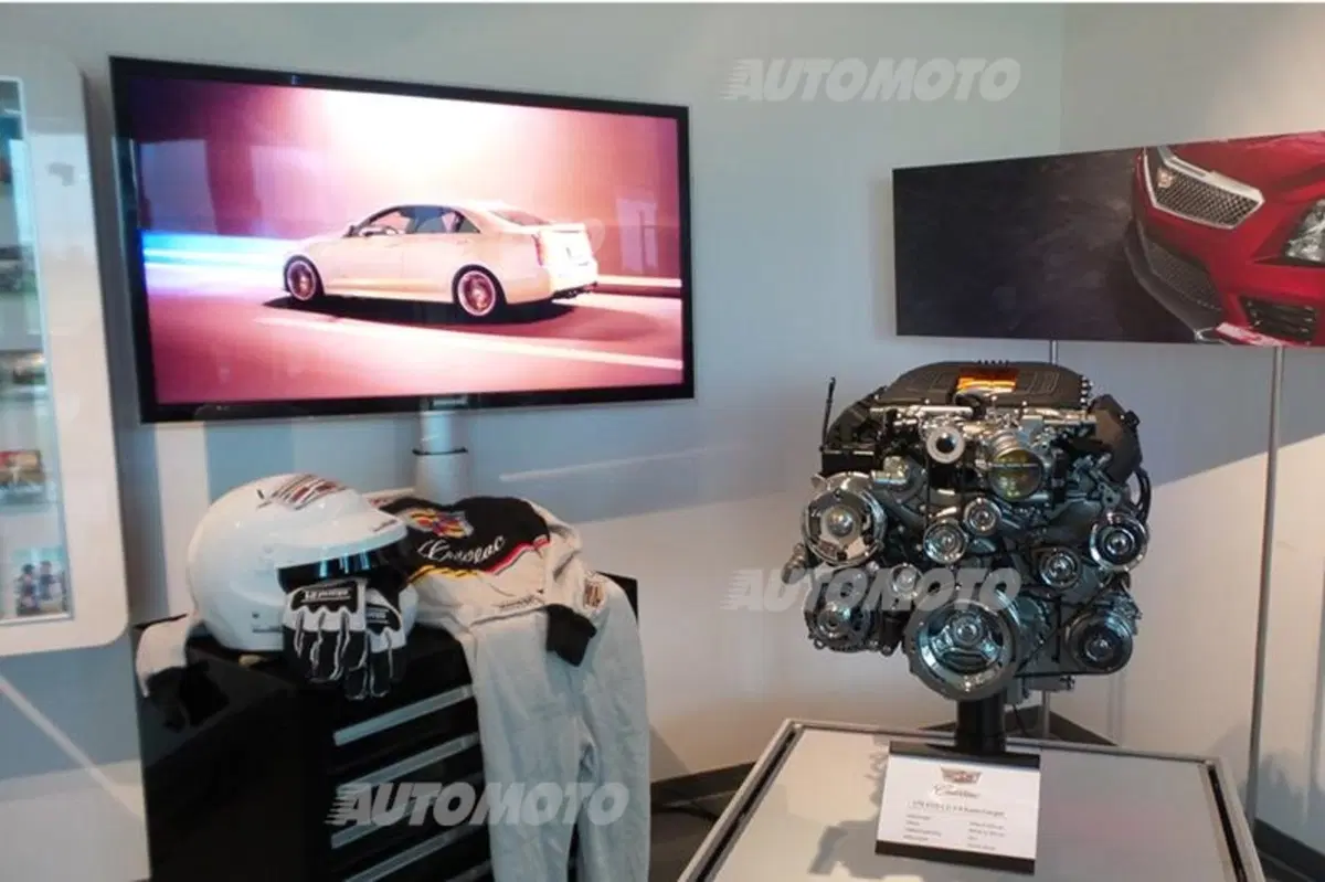 Cadillac ATS-V e CTS-V: dal salotto alla pista (32)