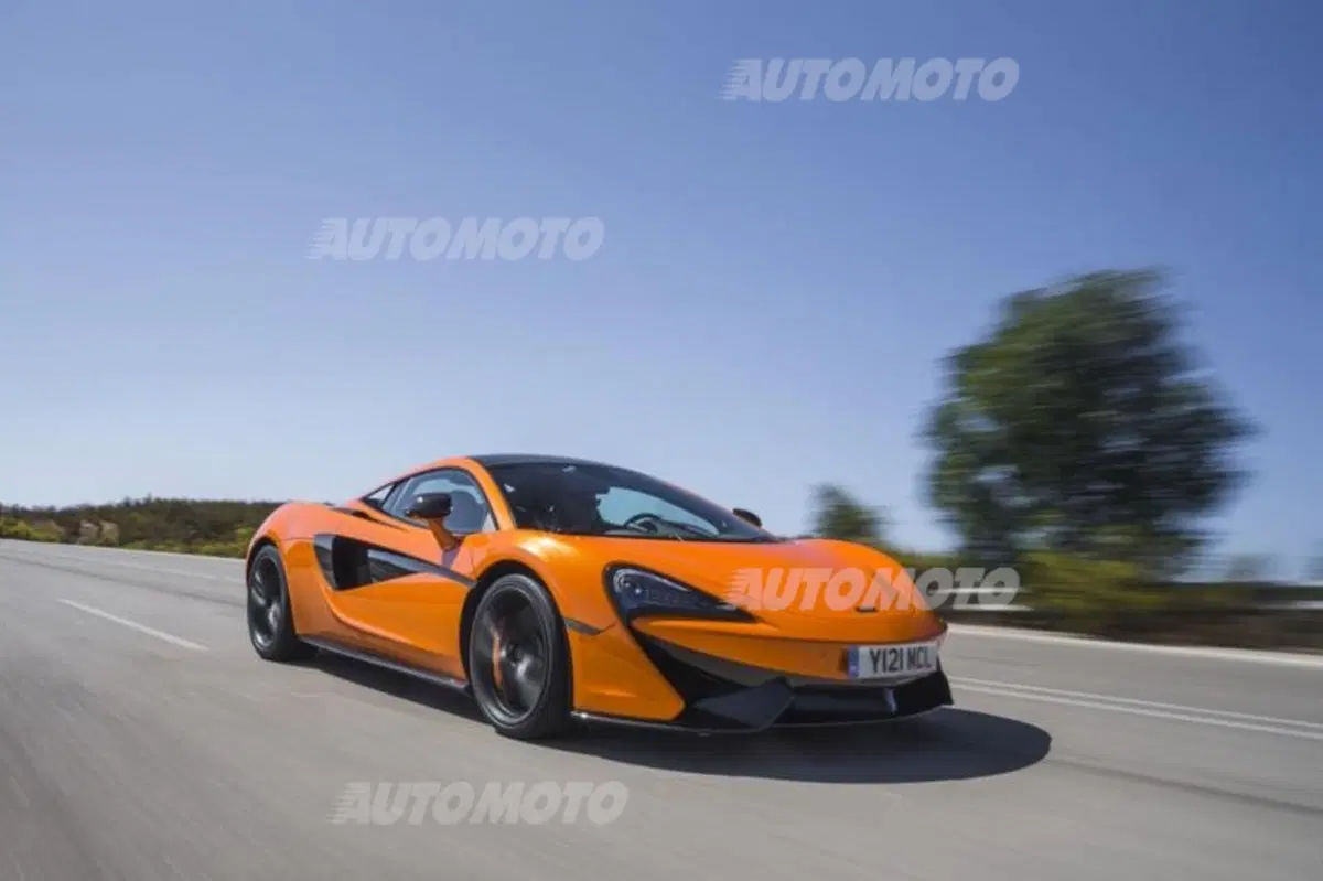 Palmer, McLaren: «Piacere di guida ed esclusività per ogni giorno. Questa è la 570S» (17)