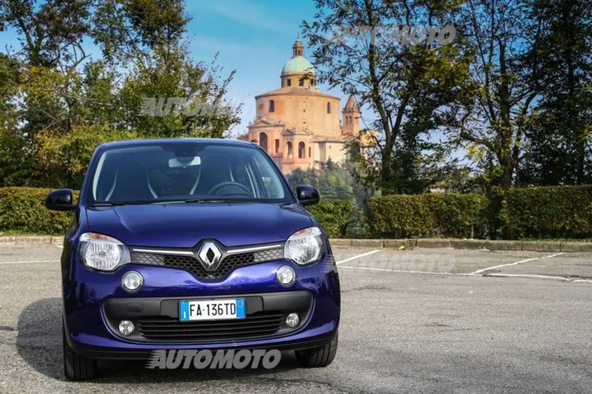 Renault Twingo, arriva il cambio automatico EDC e la serie limitata Lovely (14)