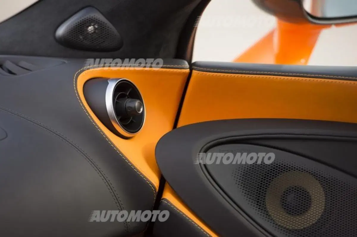 Farquhar, McLaren: «La 570S è un'auto sofisticata, veloce ed efficiente» (51)