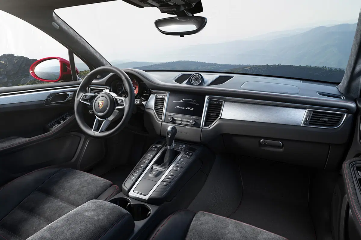Porsche Macan GTS: SUV da 360 cavalli (3)