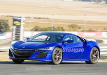 Honda NSX, le prestazioni della supercar ibrida giapponese