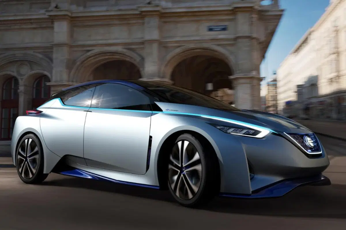 Nissan IDS Concept: sarà la base della nuova Leaf con guida autonoma (6)