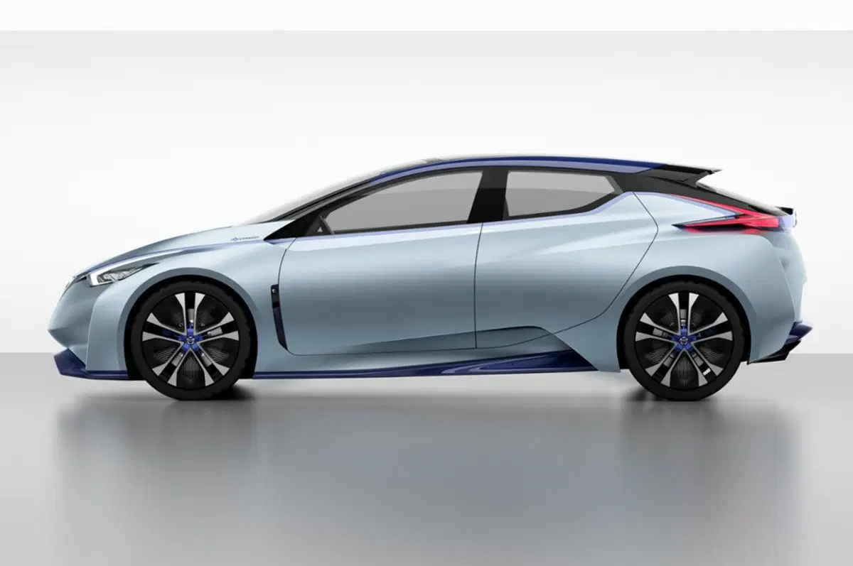 Nissan IDS Concept: sarà la base della nuova Leaf con guida autonoma (16)