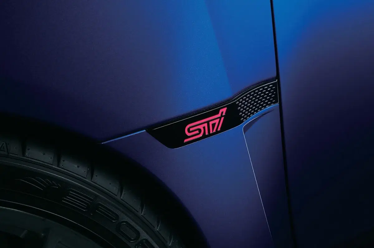 Subaru WRX STI S207: bomba da 328 cavalli (22)