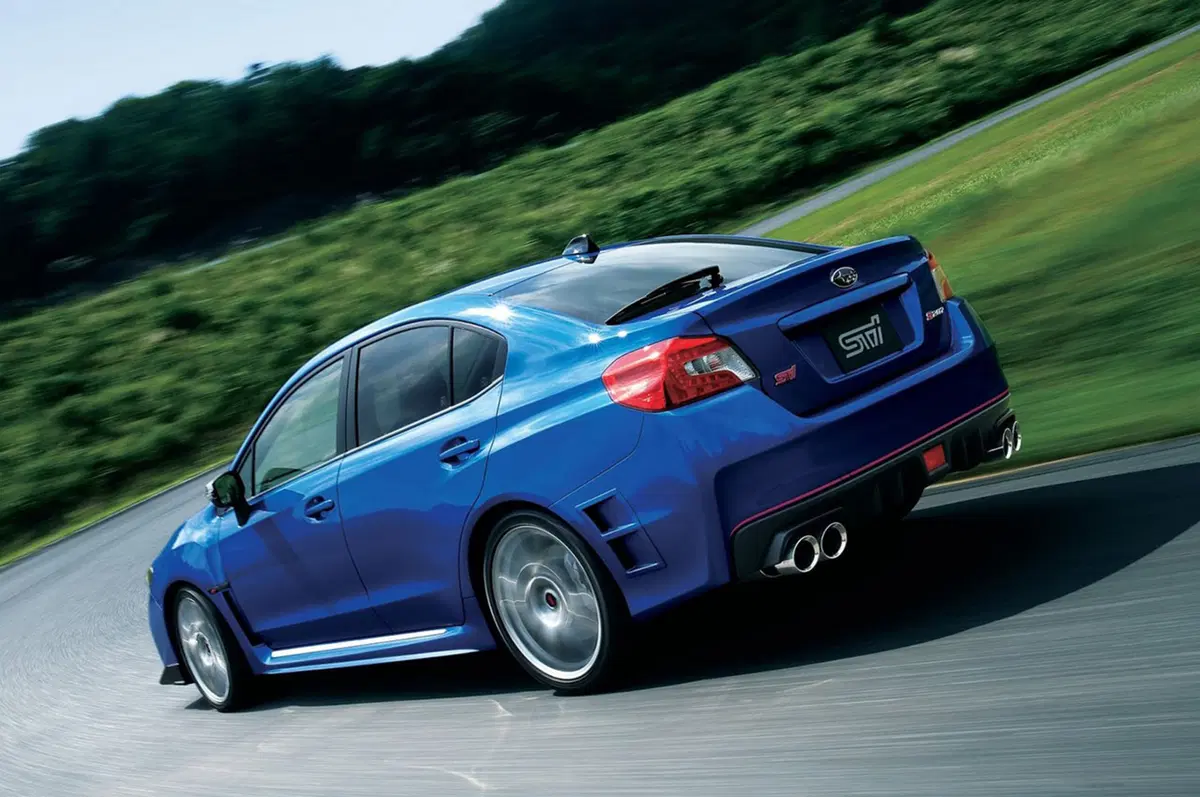 Subaru WRX STI S207: bomba da 328 cavalli (32)