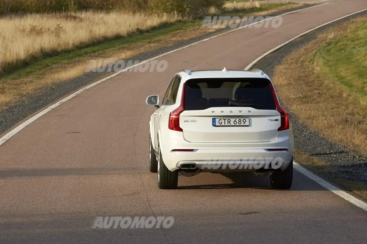 Volvo XC90 T8 Plug In Hybrid (11)