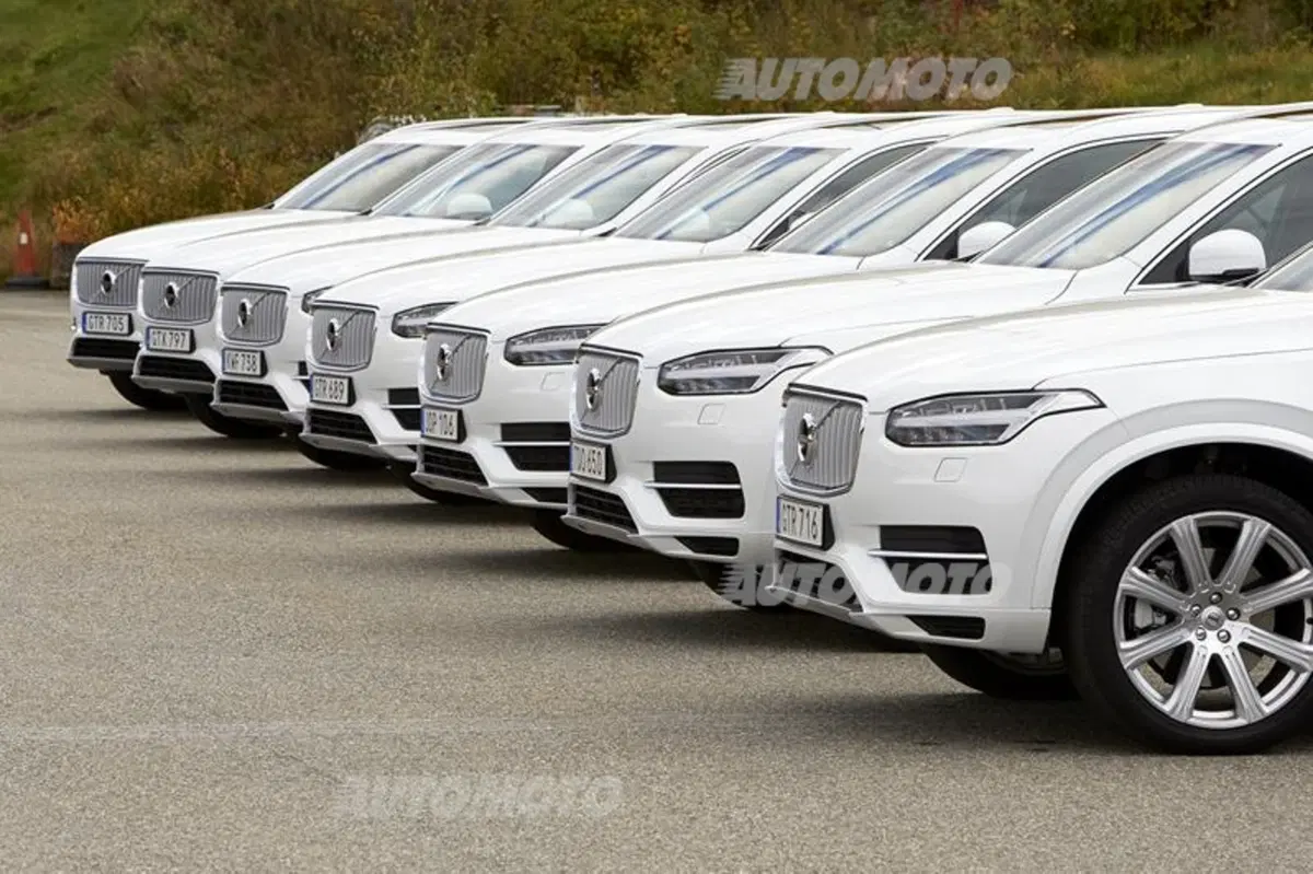 Volvo XC90 T8 Plug In Hybrid (17)