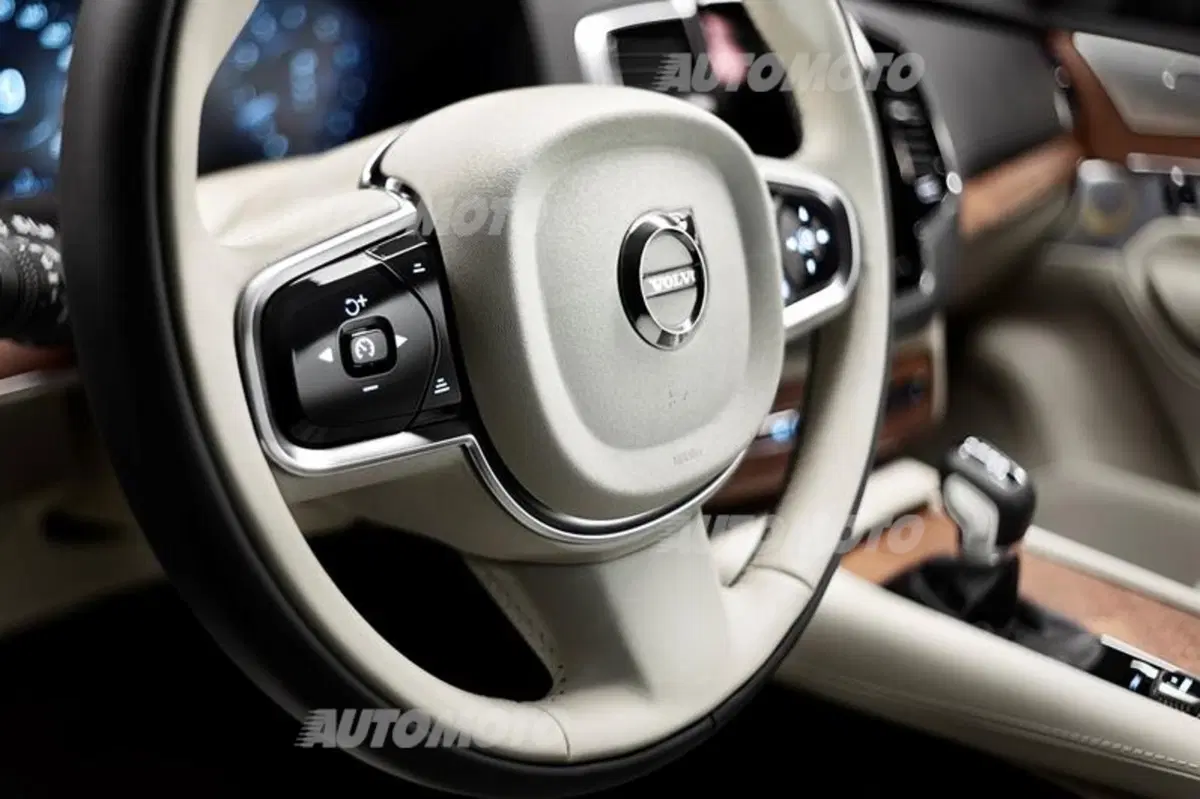 Volvo XC90 T8 Plug In Hybrid (25)