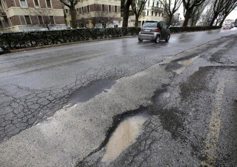 Strade italiane: un patrimonio da 1.000 miliardi. Ma le condizioni sono pietose