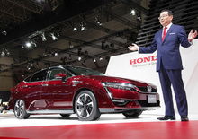 Honda Clarity Fuel Cell: l'auto a idrogeno arriva nel 2016