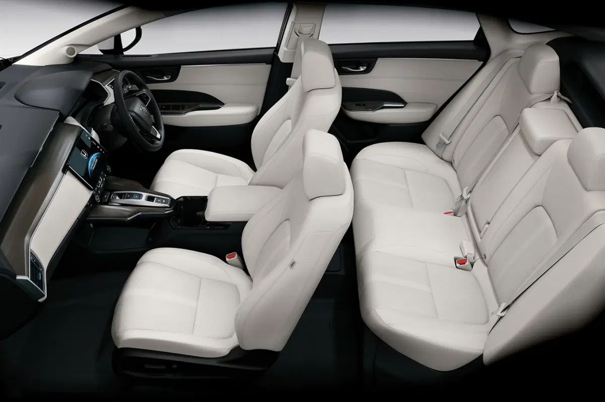 Honda Clarity Fuel Cell: l'auto a idrogeno arriva nel 2016 (7)