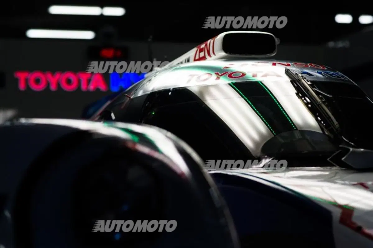  WEC 2015: Porsche in pole anche a Shanghai (52)