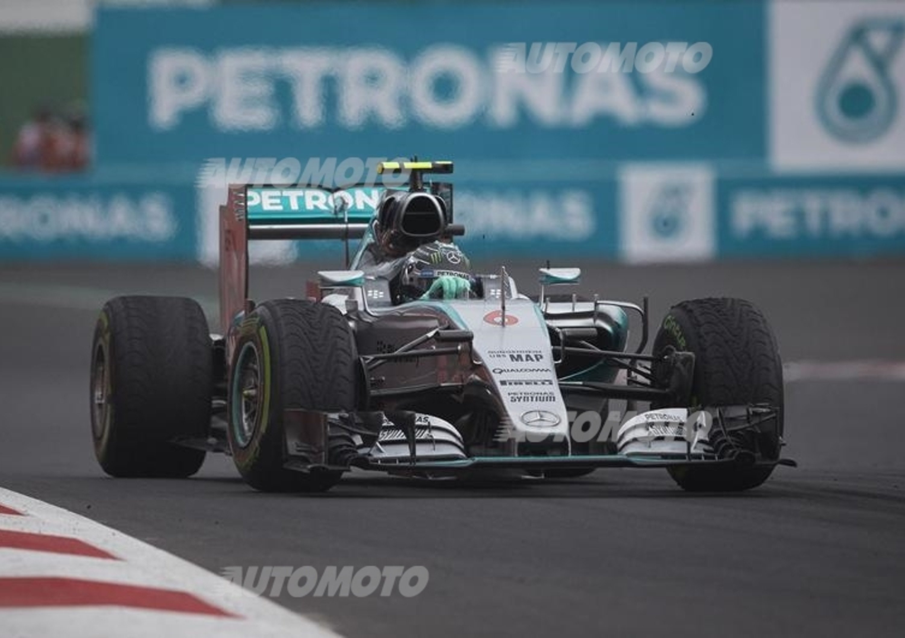 F1, Gp Messico 2015: Rosberg davanti. Riuscir&agrave; a fare altrettanto domani?